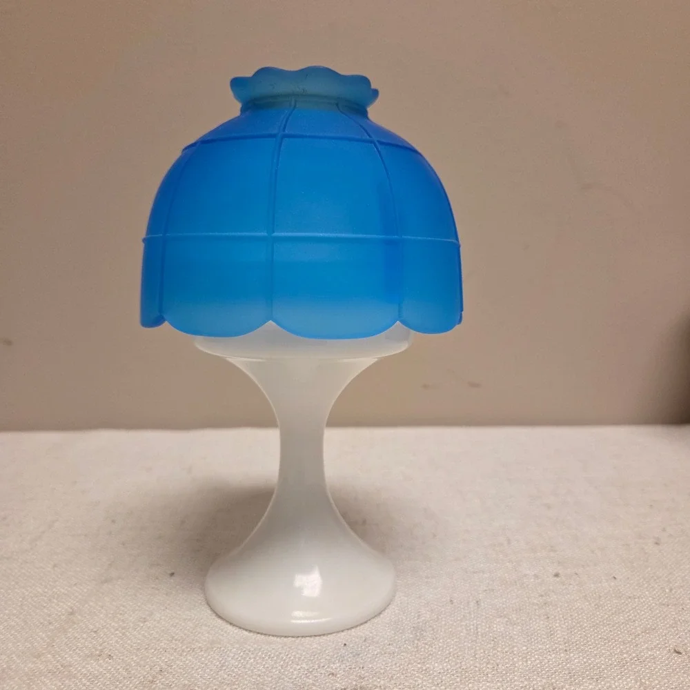 Fenton Art Glass fenton art